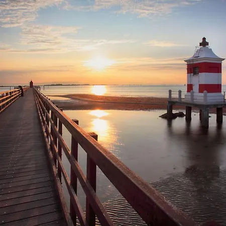 Lejlighed Cozy Escape On The Seafront Of Lignano